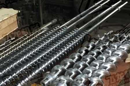 如何解決螺桿機筒修復(fù)后重新裝機出現(xiàn)的問題？