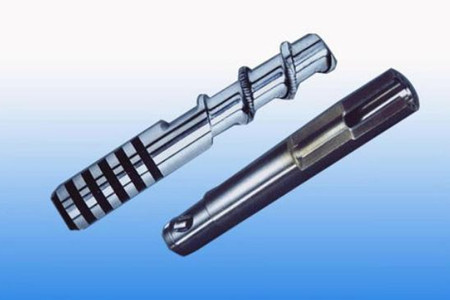 擠出機(jī)螺桿長度與行程的關(guān)系